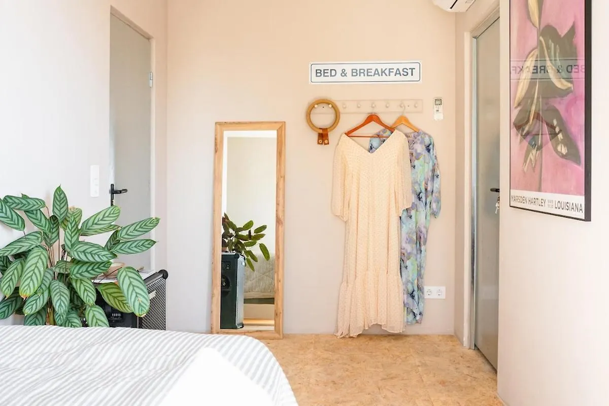 Huset Pa Toppen Canyelles  Villa